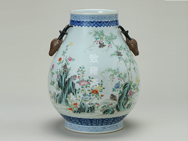 粉彩花鸟双耳尊